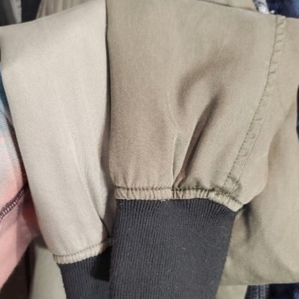 Light Olive Green Bomber Jacket - NWT - Picture 8 of 9